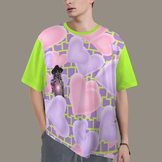 RANSIE FIGURE T-SHIRT - LILAC WALL & HEARTS - BRIGHT GREEN