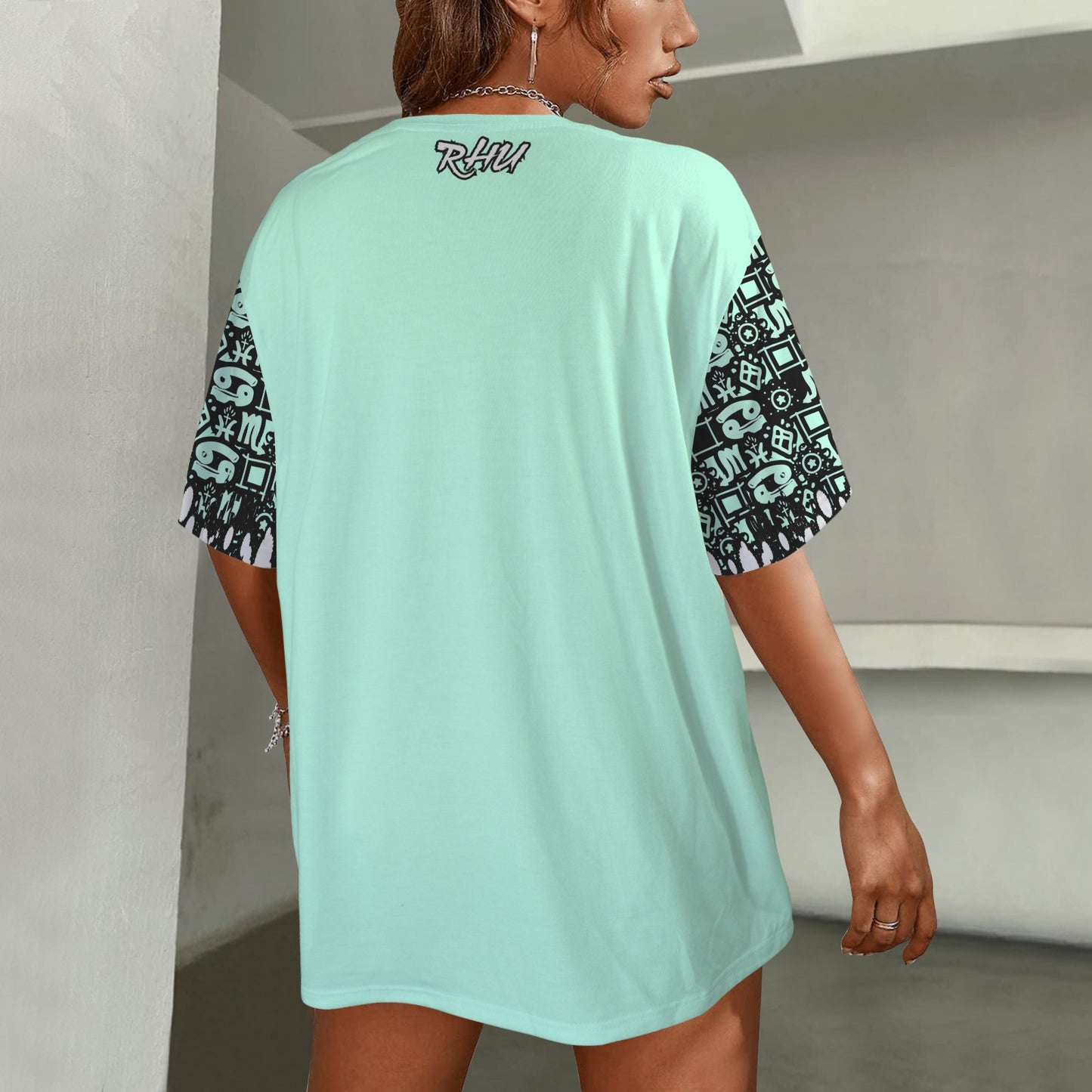 Hidden Name T-shirt Grey White Acquamarina Ransie