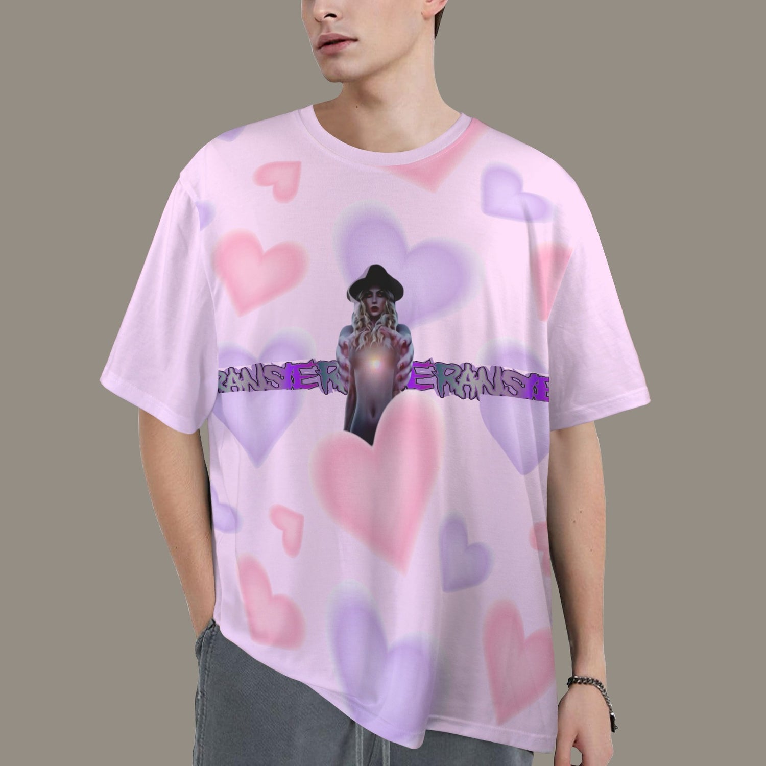 RANSIE IN NEVERLAND FIGURE HEARTS T-SHIRT LIGHT PINK- DISTRESSED NEEVRLAND