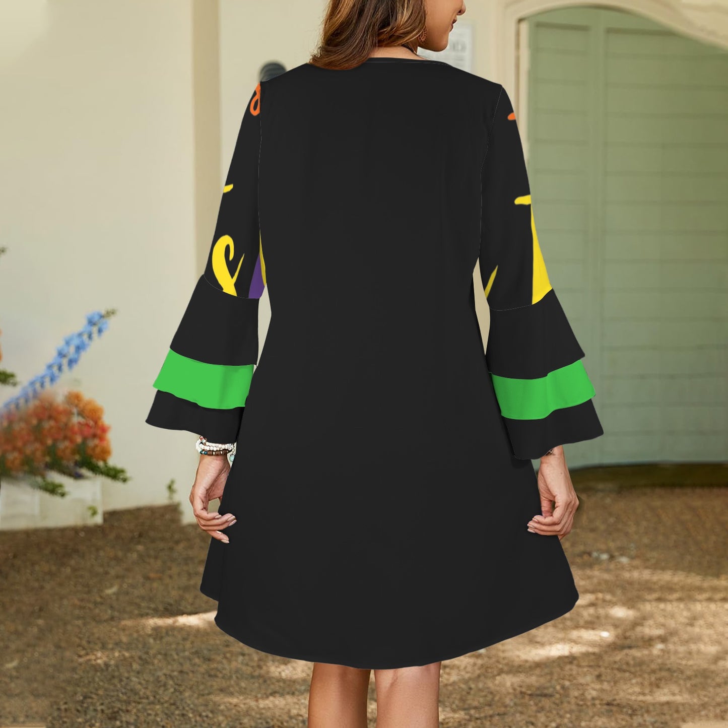 Linfa Dress Black Back Green Sleeve