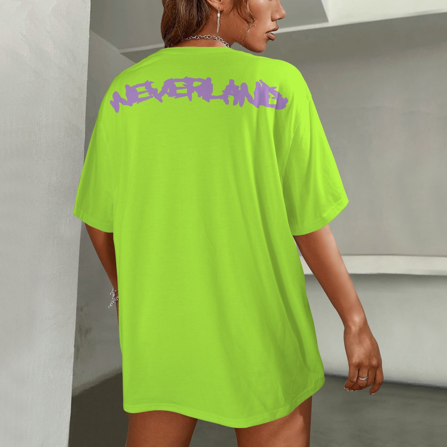 RANSIE FIGURE T-SHIRT - LILAC WALL & HEARTS - BRIGHT GREEN