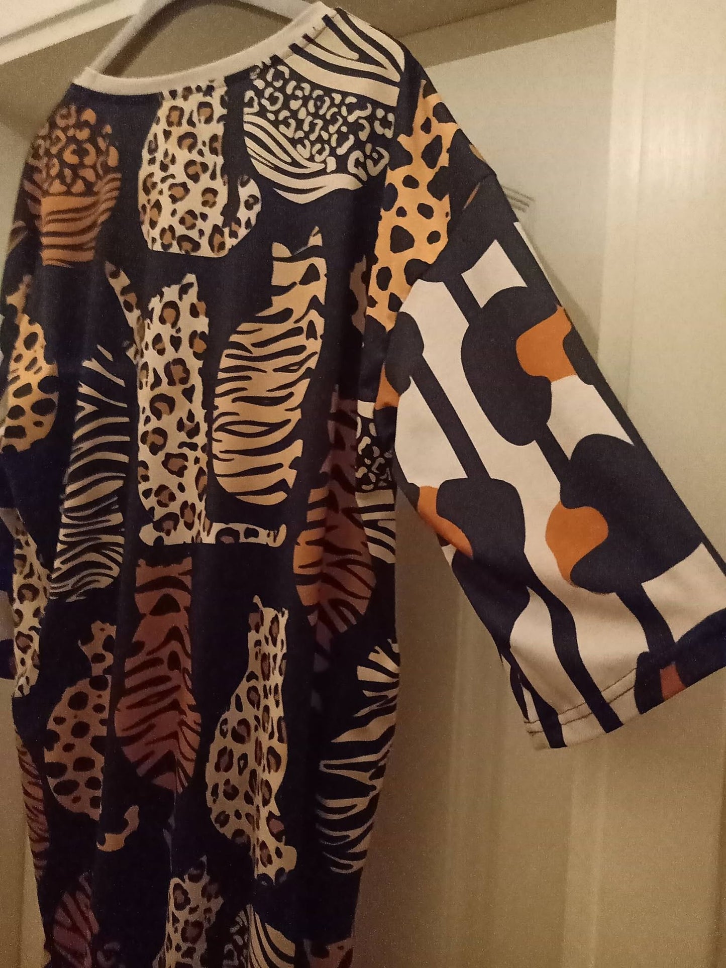 Lounge Dress Leopard Cats Front/Back