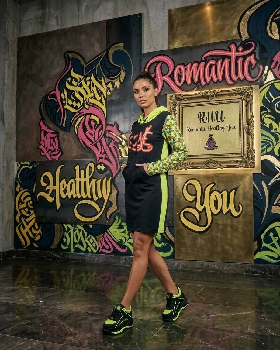 LOVE Hoodie Dress Yellow/Black