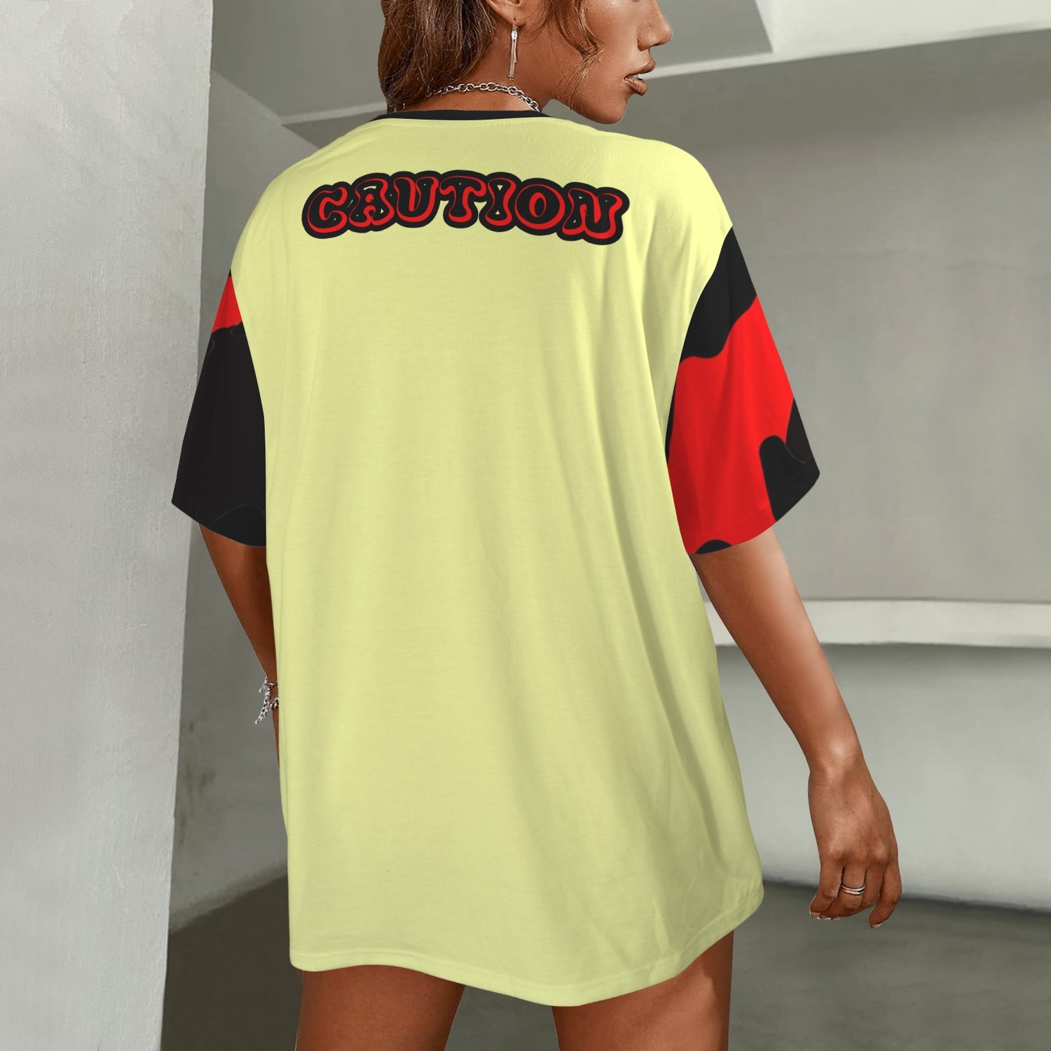 RANSIE CARTOON CAUTION  WHITE BLACK WALL HEARTS T-SHIRT