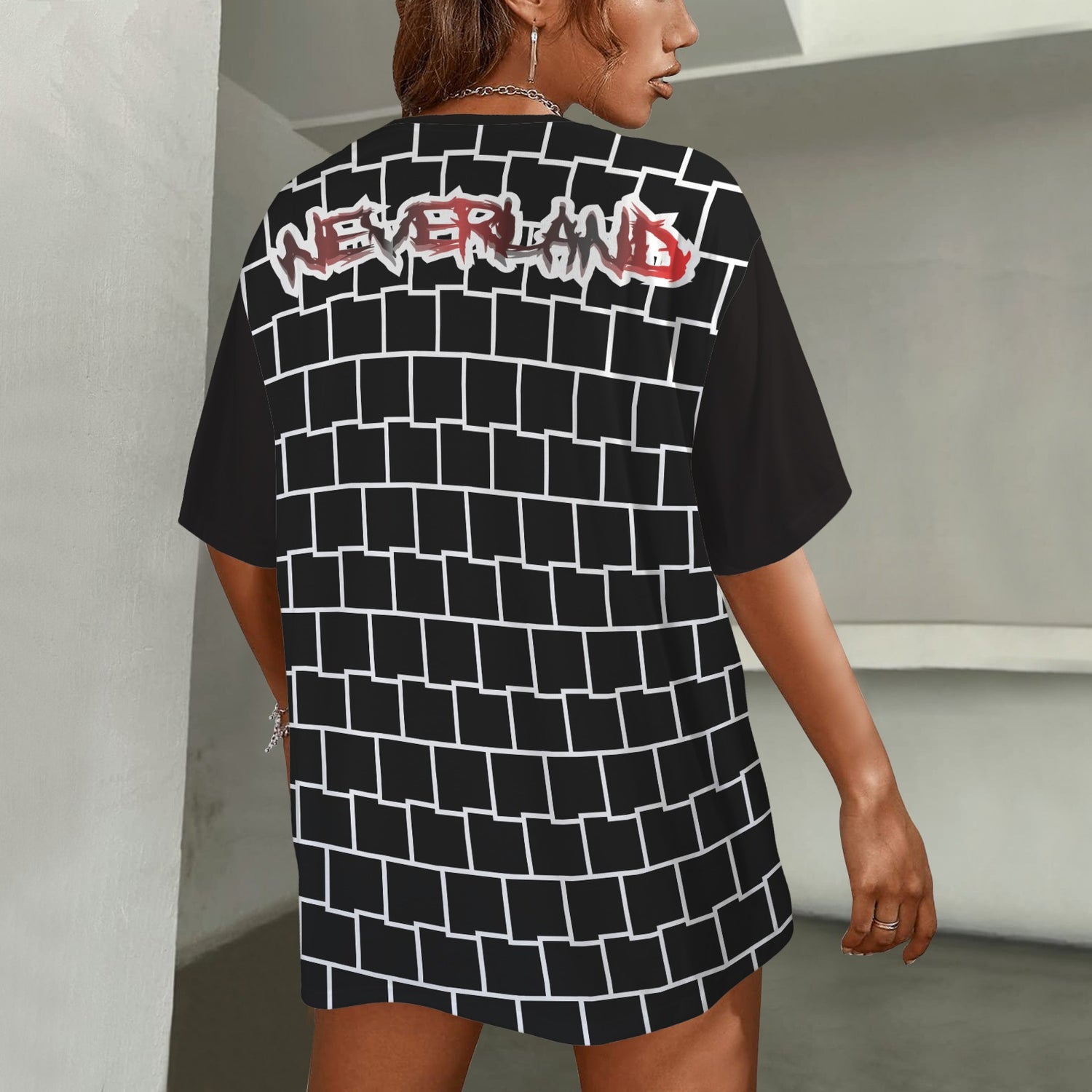 RANSIE FIGURE RED CAUTION T-SHIRT BLACK/WHITE  - DISTRESSED NEVERLAND