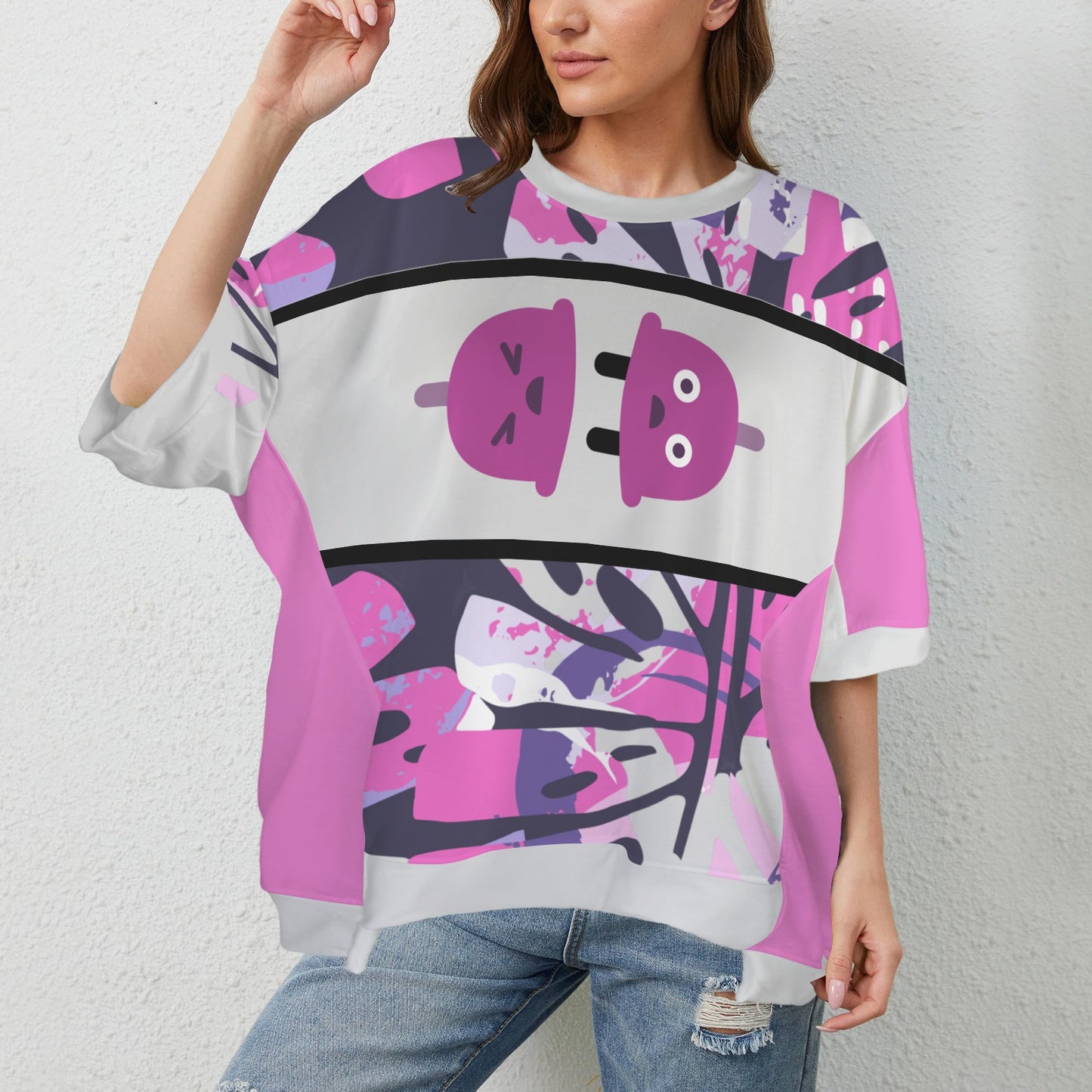 Fear Of Conncetion? Hem T-Shirt -Flowers Pink Sides