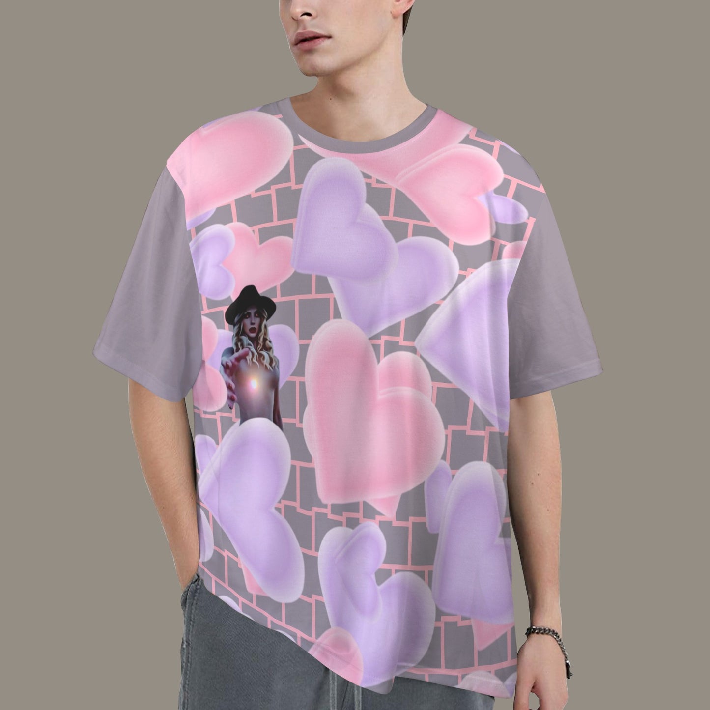 RANSIE FIGURE T-SHIRT -PINK/GREY WALL & HEARTS - GREY