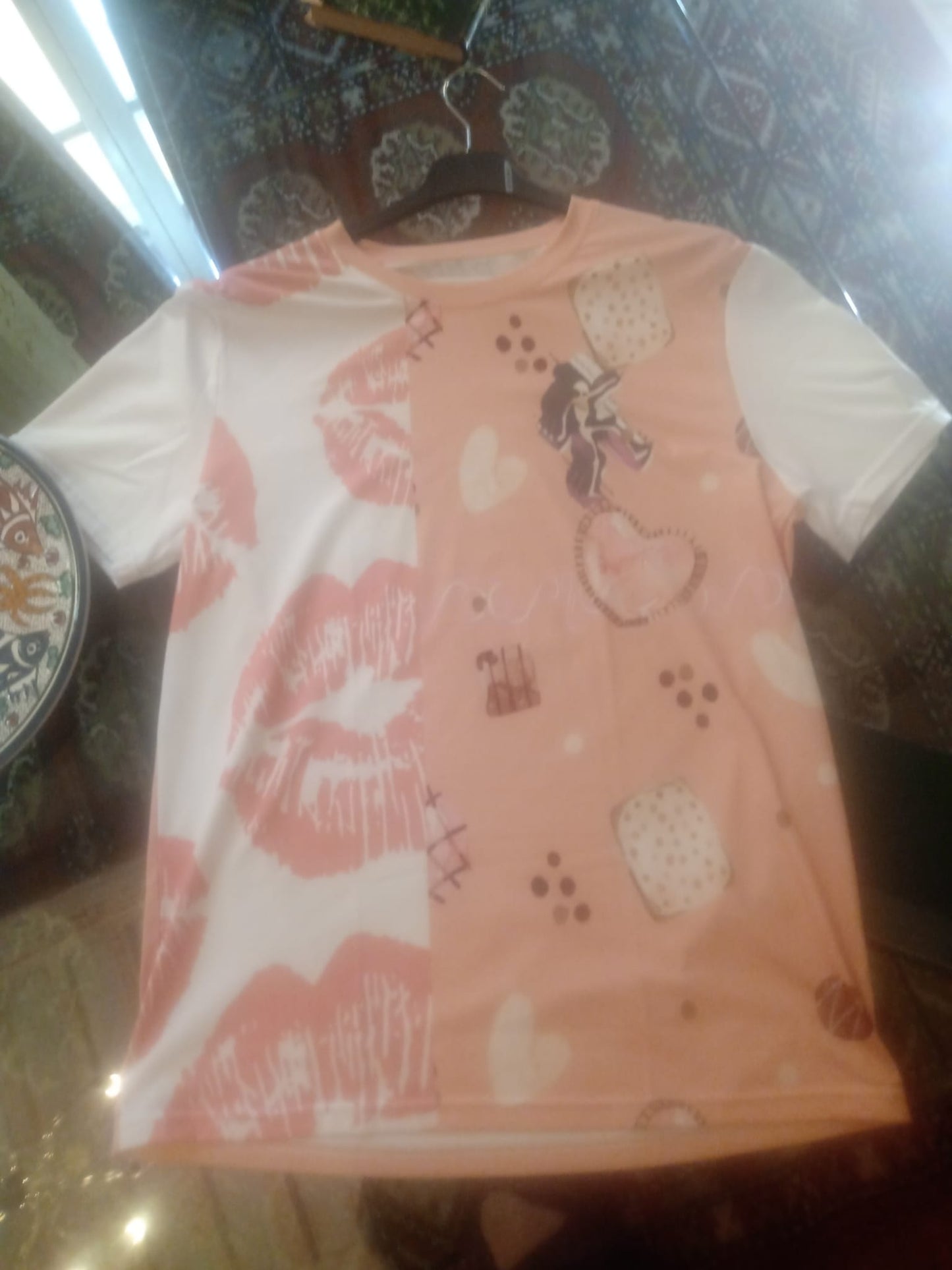 T-shirt Mouth Cookies Pink White