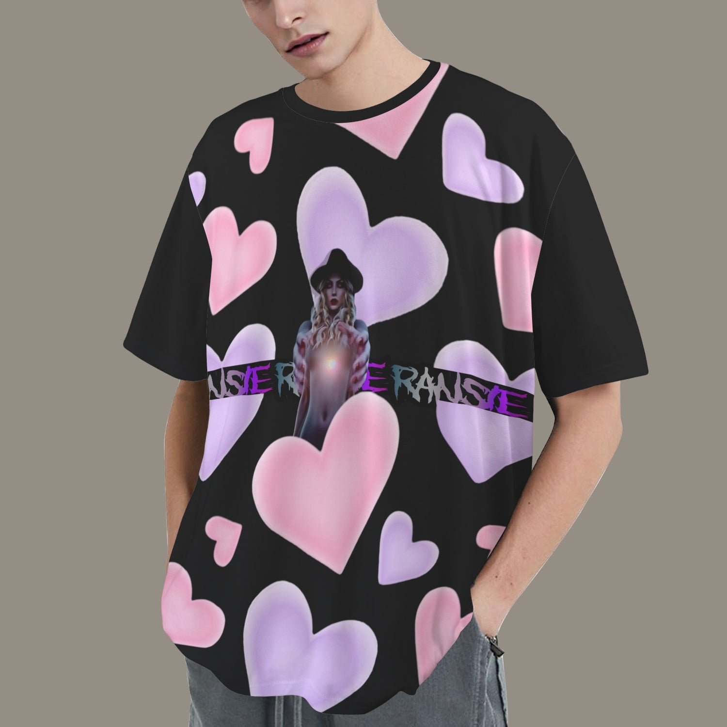 RANSIE IN NEVERLAND FIGURE HEARTS  T-SHIRT BLACK- DISTRESSED NEEVRLAND